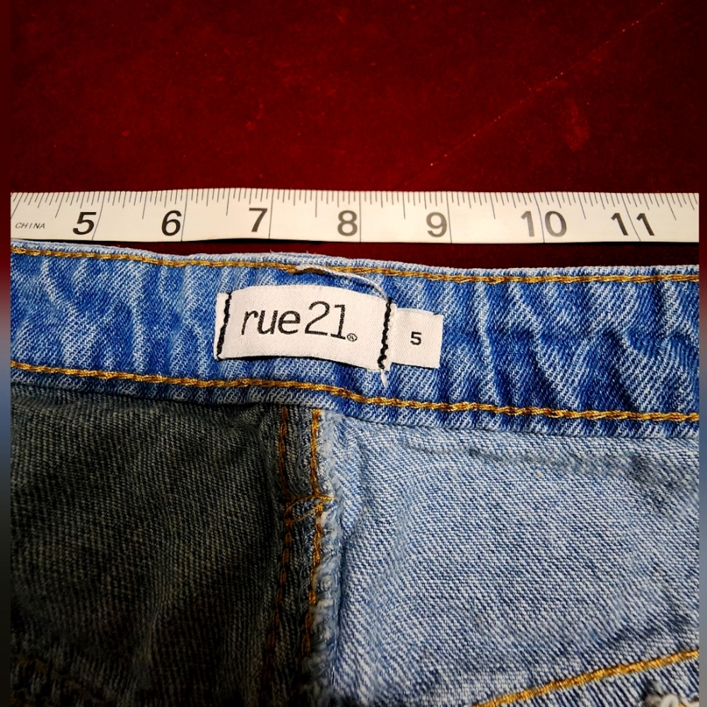 Rue21 Distressed Jeans Shorts - Picture 4 of 5